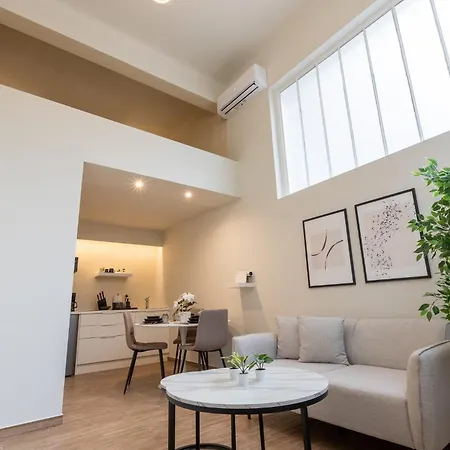 Acropolis Local Loft Apartment *